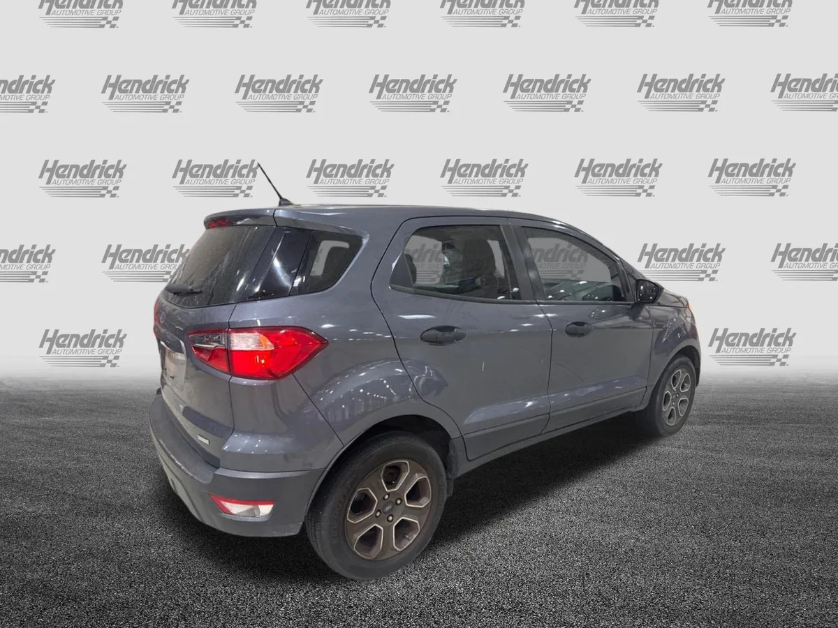 2018 Ford EcoSport S thumbnail 4