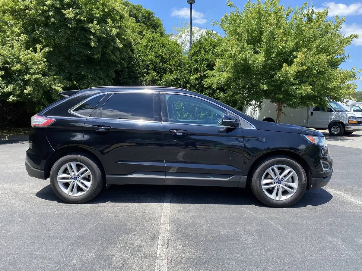 2018 Ford Edge SEL thumbnail 9