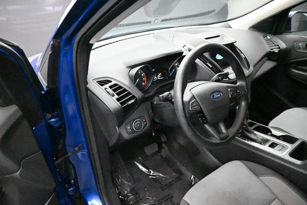 2018 Ford Escape SE thumbnail 11