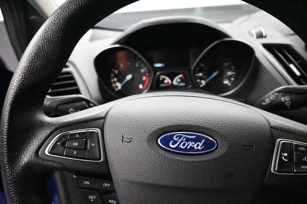 2018 Ford Escape SE thumbnail 15