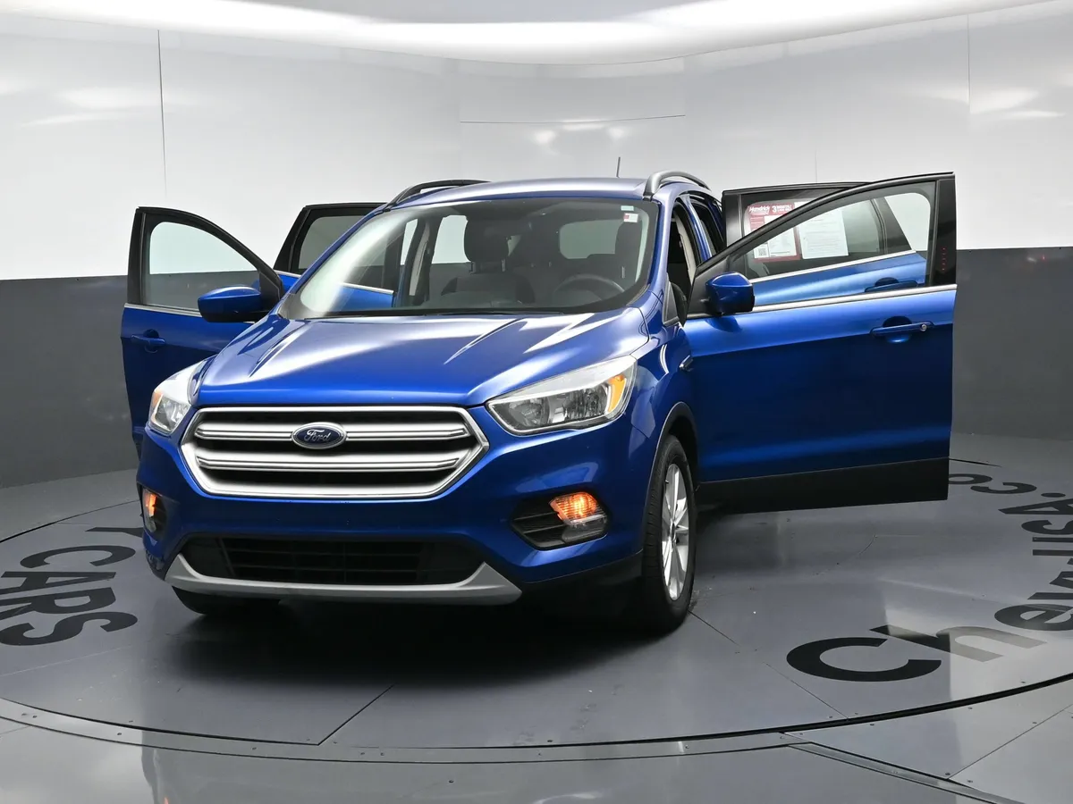 2018 Ford Escape SE thumbnail 21