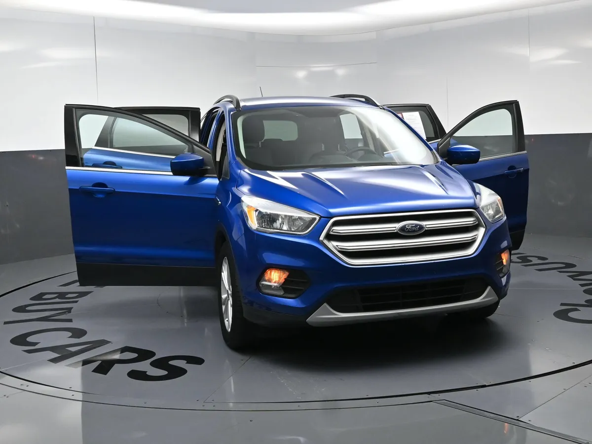 2018 Ford Escape SE thumbnail 22