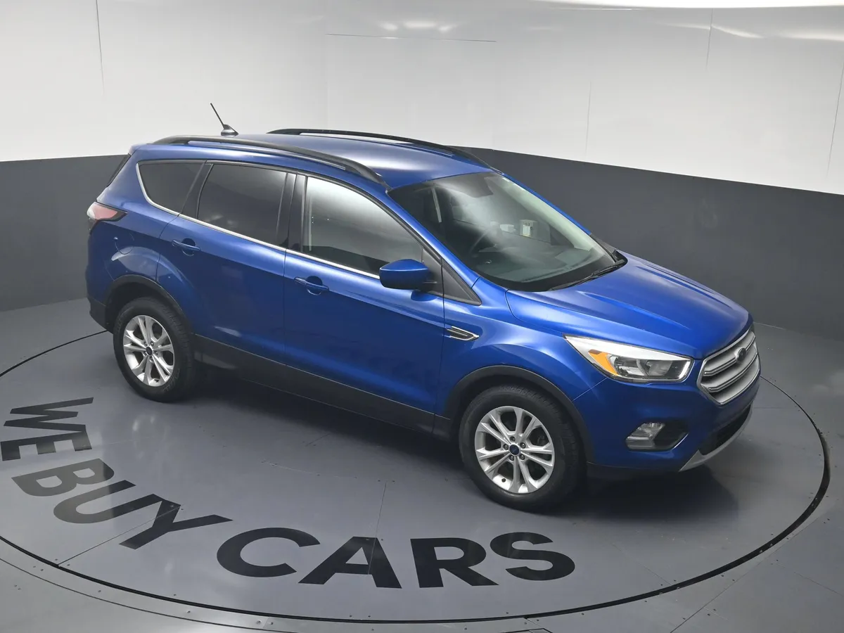 2018 Ford Escape SE thumbnail 31