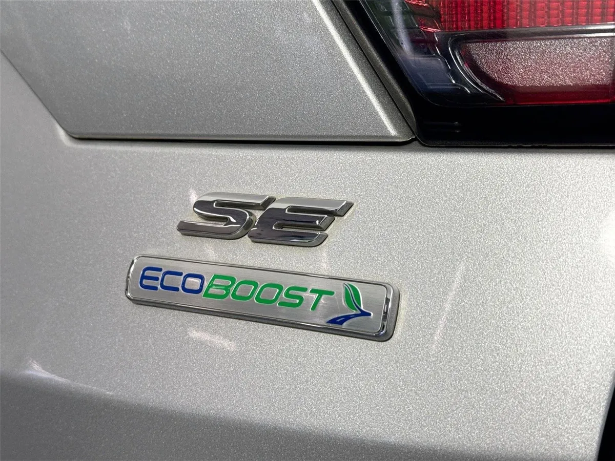 2018 Ford Escape SE thumbnail 14
