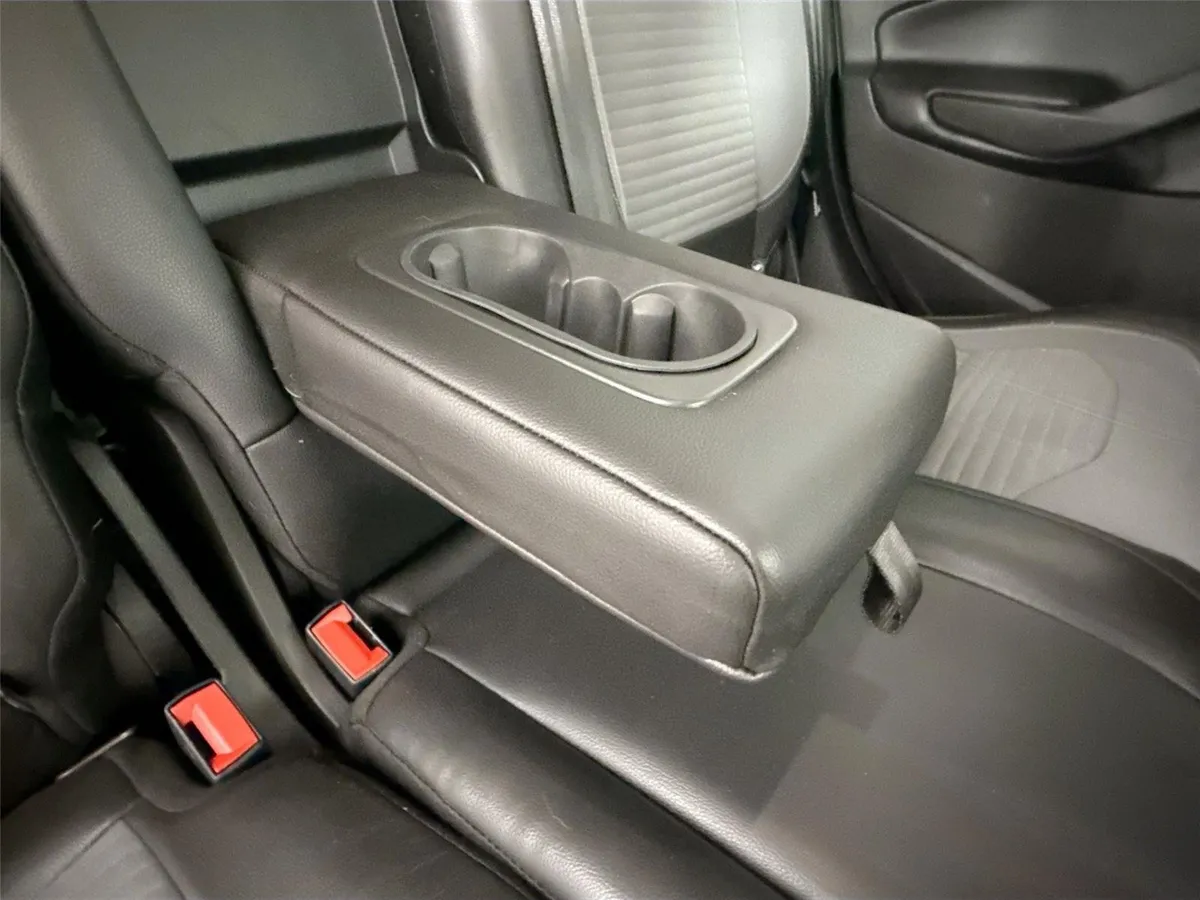 2018 Ford Escape SE thumbnail 37