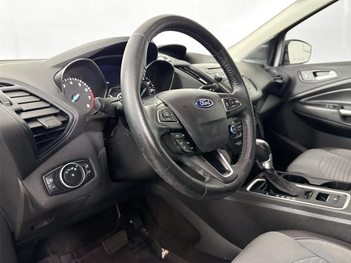 2018 Ford Escape SE thumbnail 4