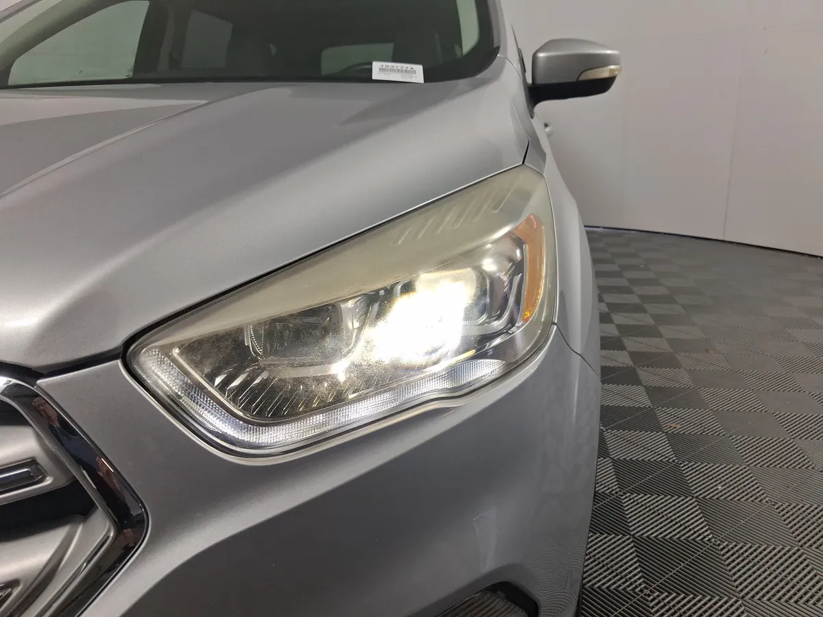 2018 Ford Escape Titanium thumbnail 5
