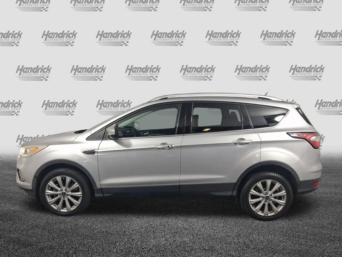 2018 Ford Escape Titanium thumbnail 6