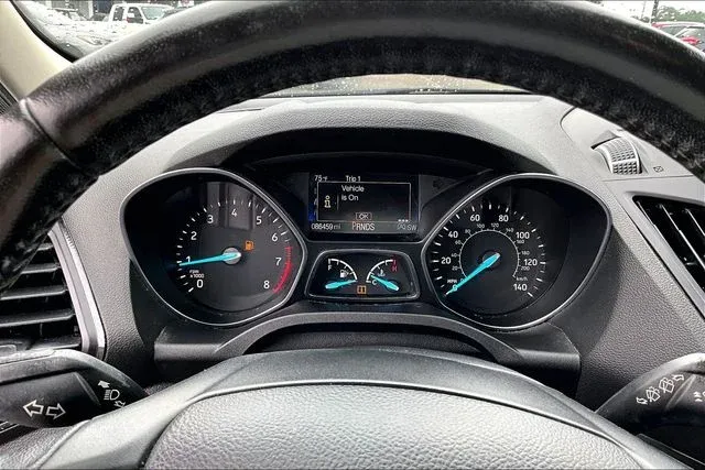 2018 Ford Escape Titanium thumbnail 12