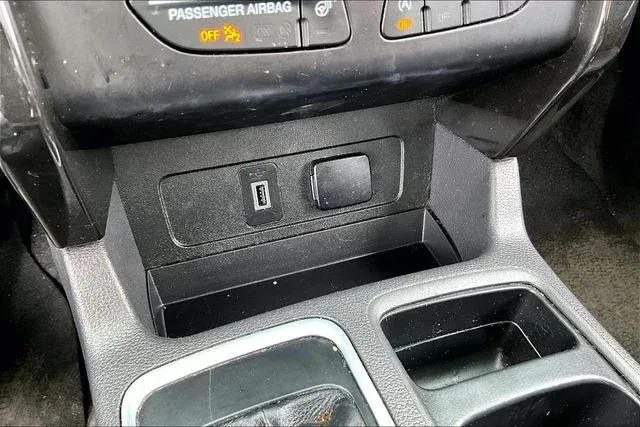 2018 Ford Escape Titanium thumbnail 24