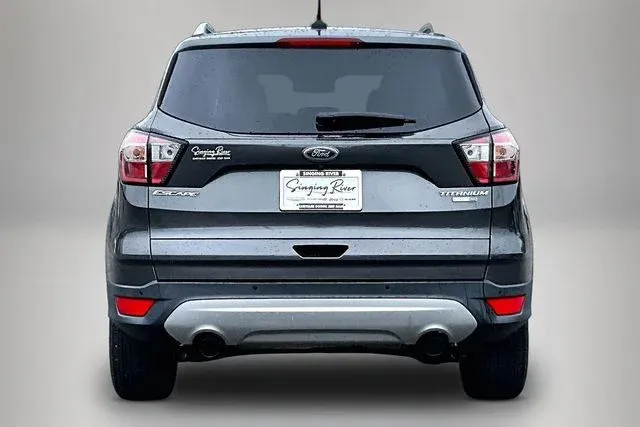2018 Ford Escape Titanium thumbnail 6