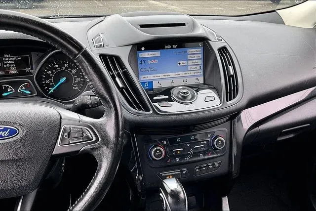 2018 Ford Escape Titanium thumbnail 9