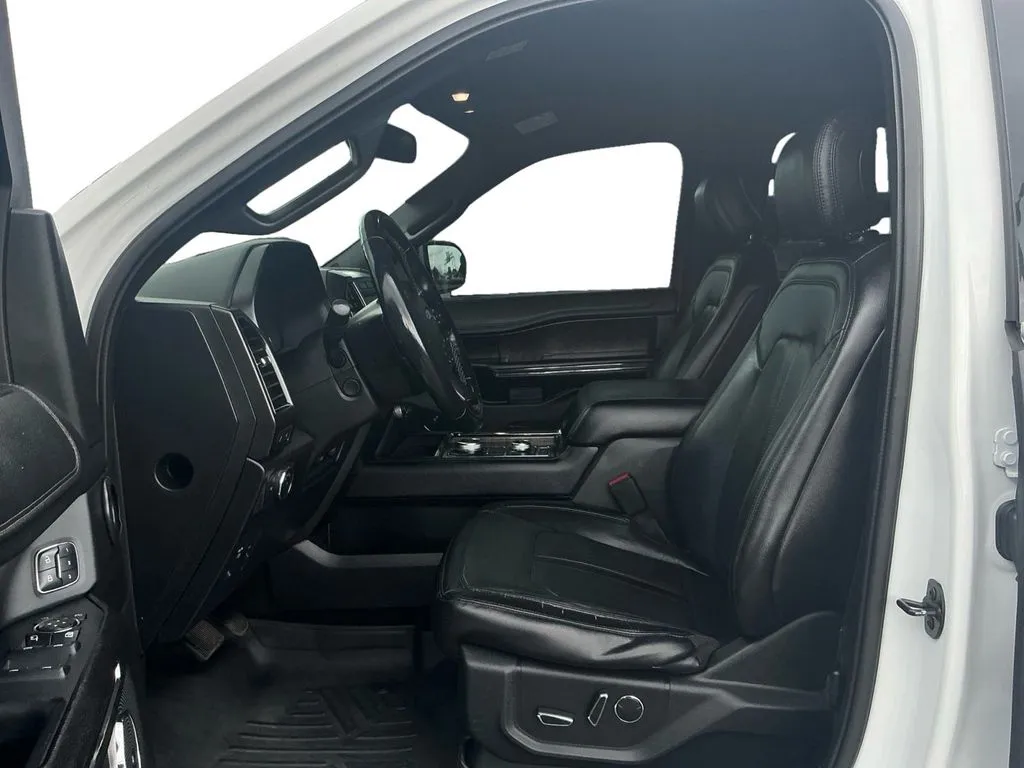 2018 Ford Expedition Max Limited thumbnail 14