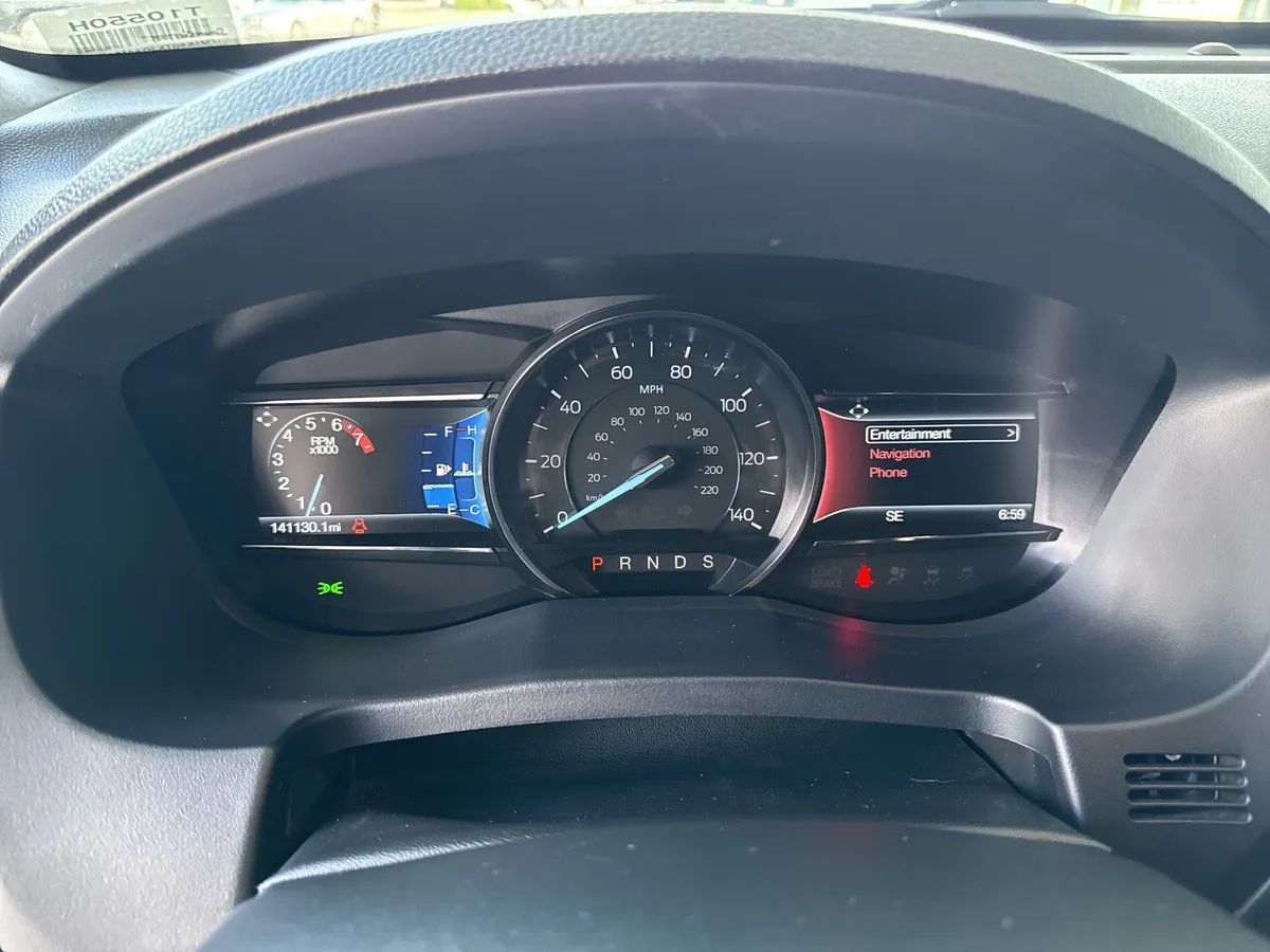 2018 Ford Explorer Sport thumbnail 20