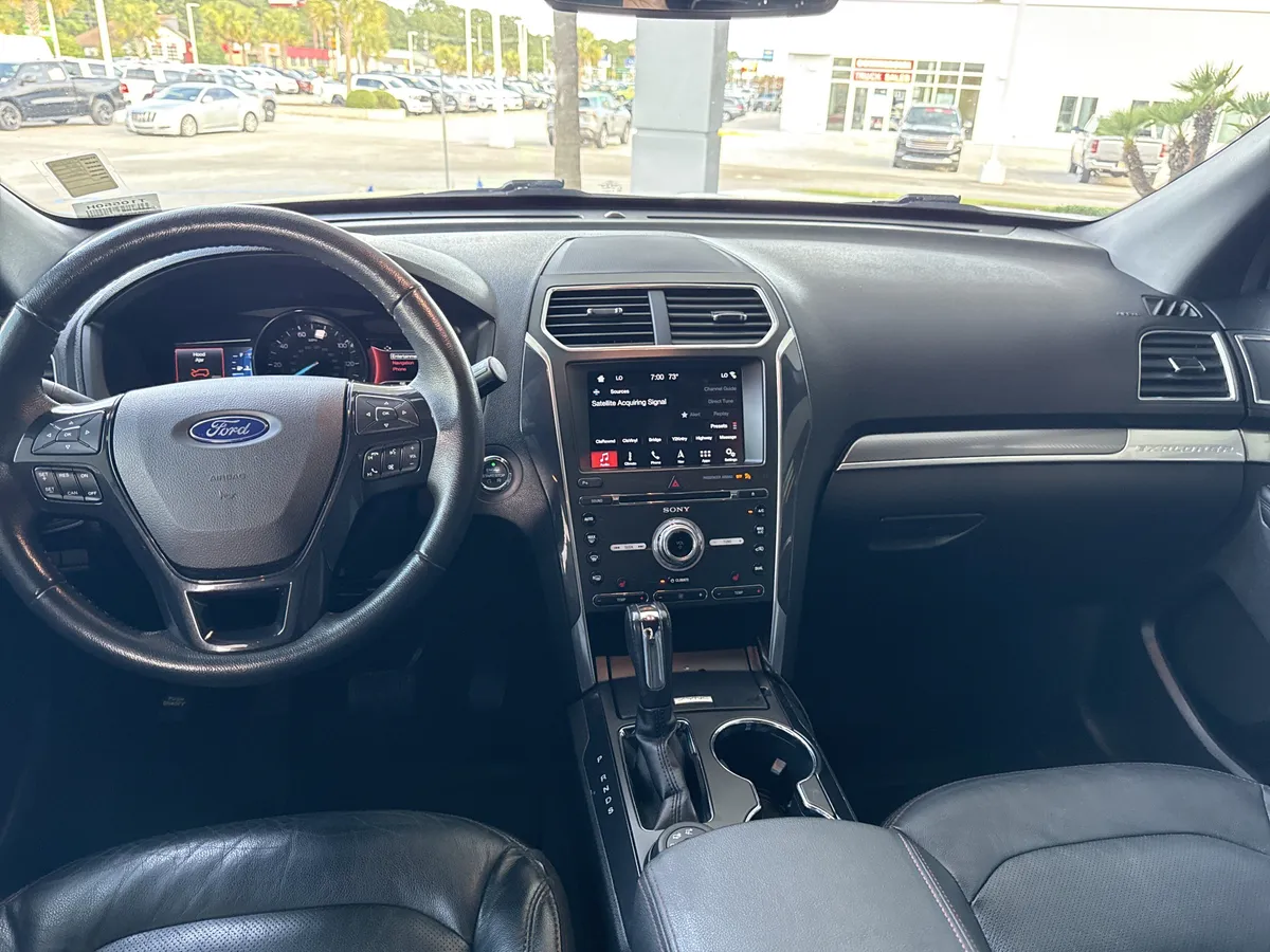 2018 Ford Explorer Sport thumbnail 28