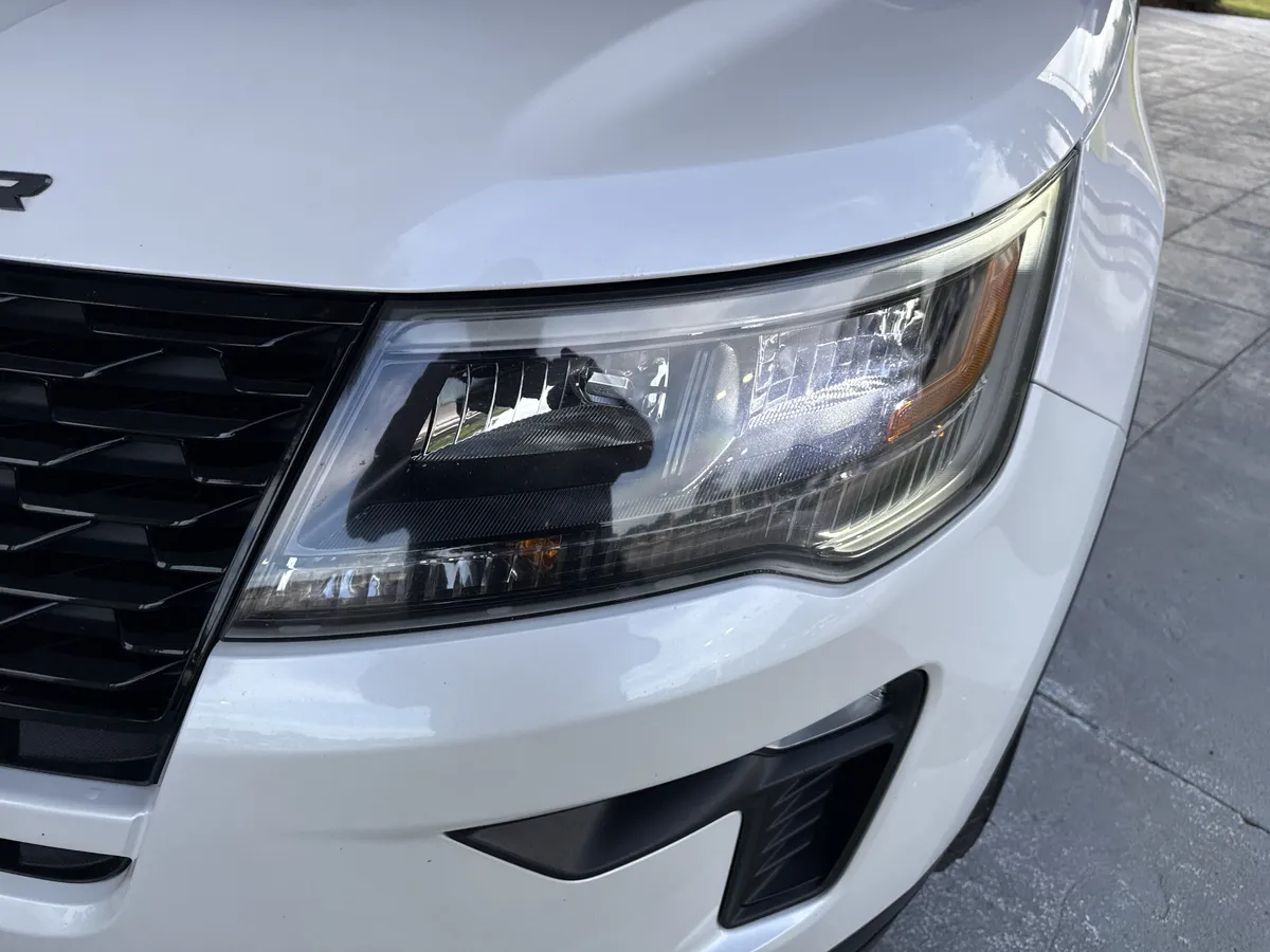 2018 Ford Explorer Sport thumbnail 5