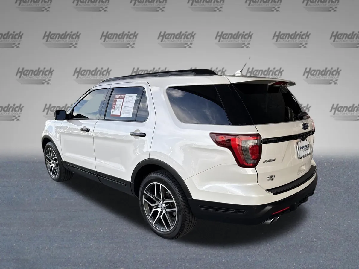 2018 Ford Explorer Sport thumbnail 7