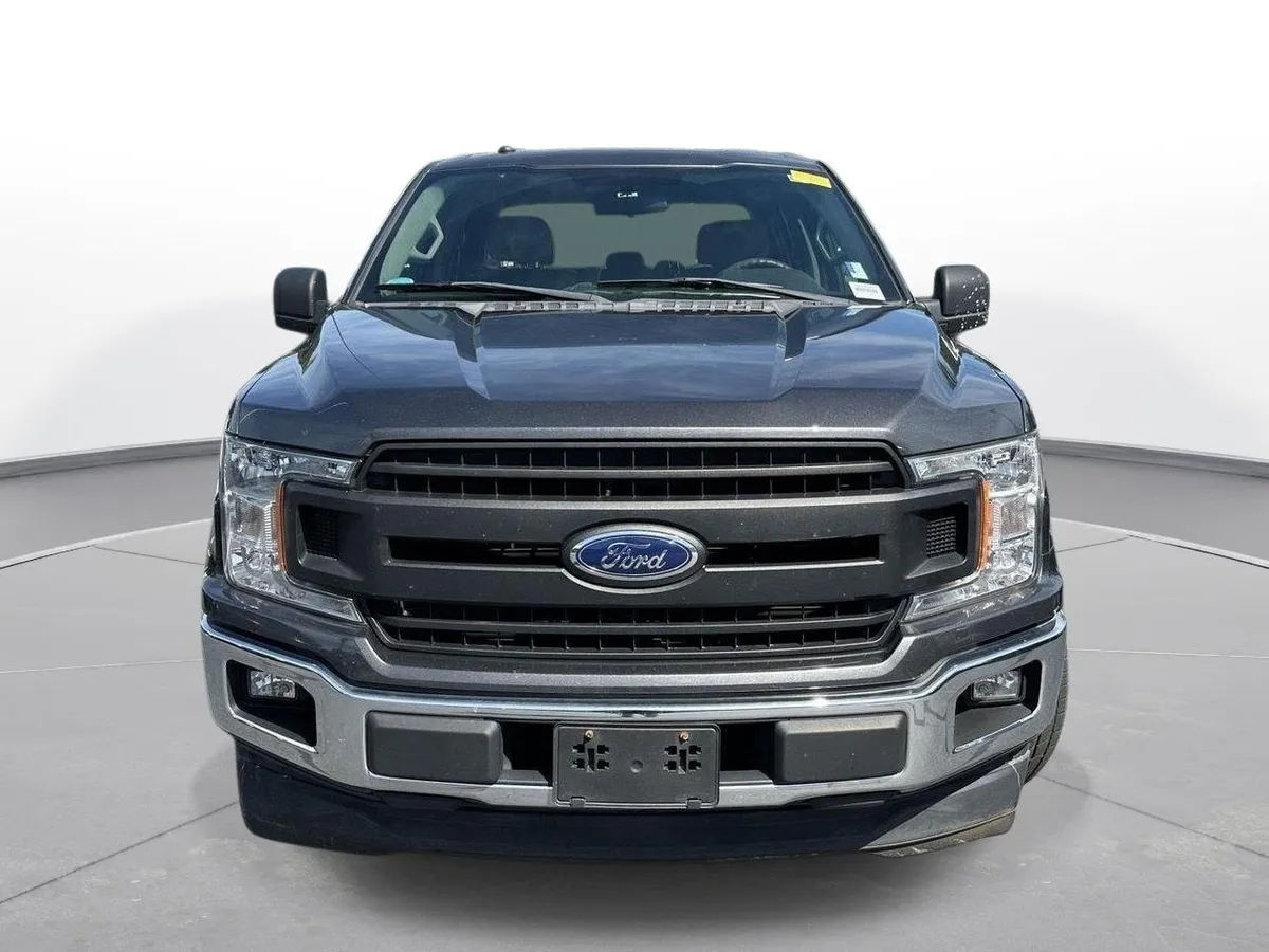 2018 Ford F-150 XL thumbnail 3