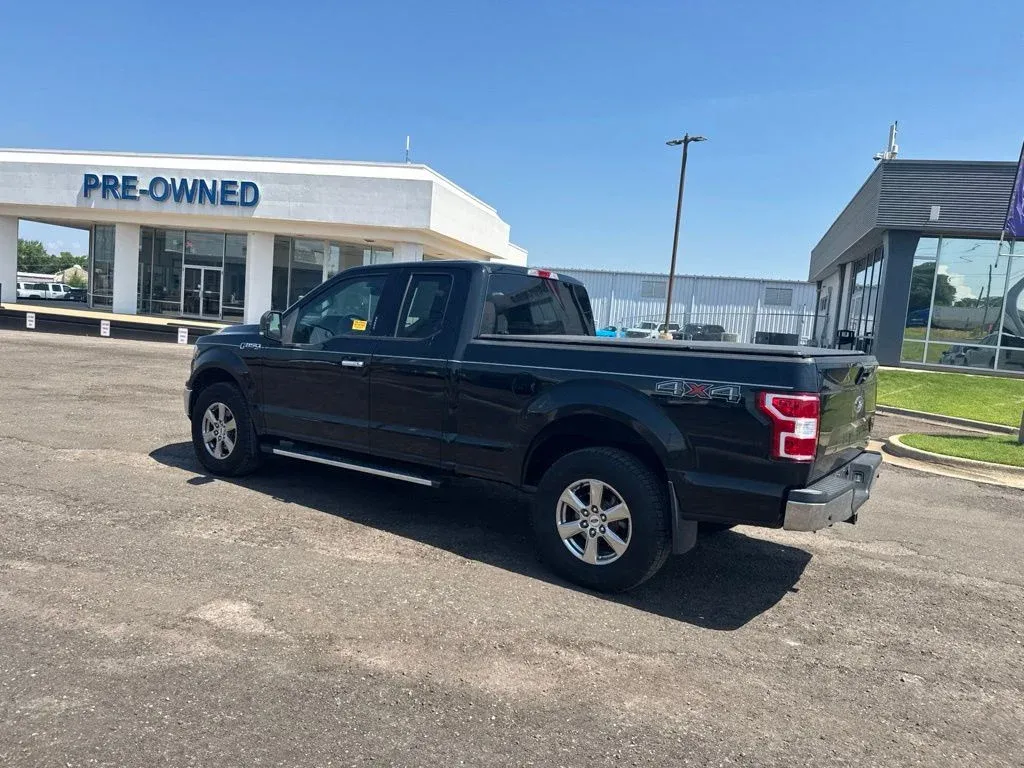 2018 Ford F-150 XLT thumbnail 11