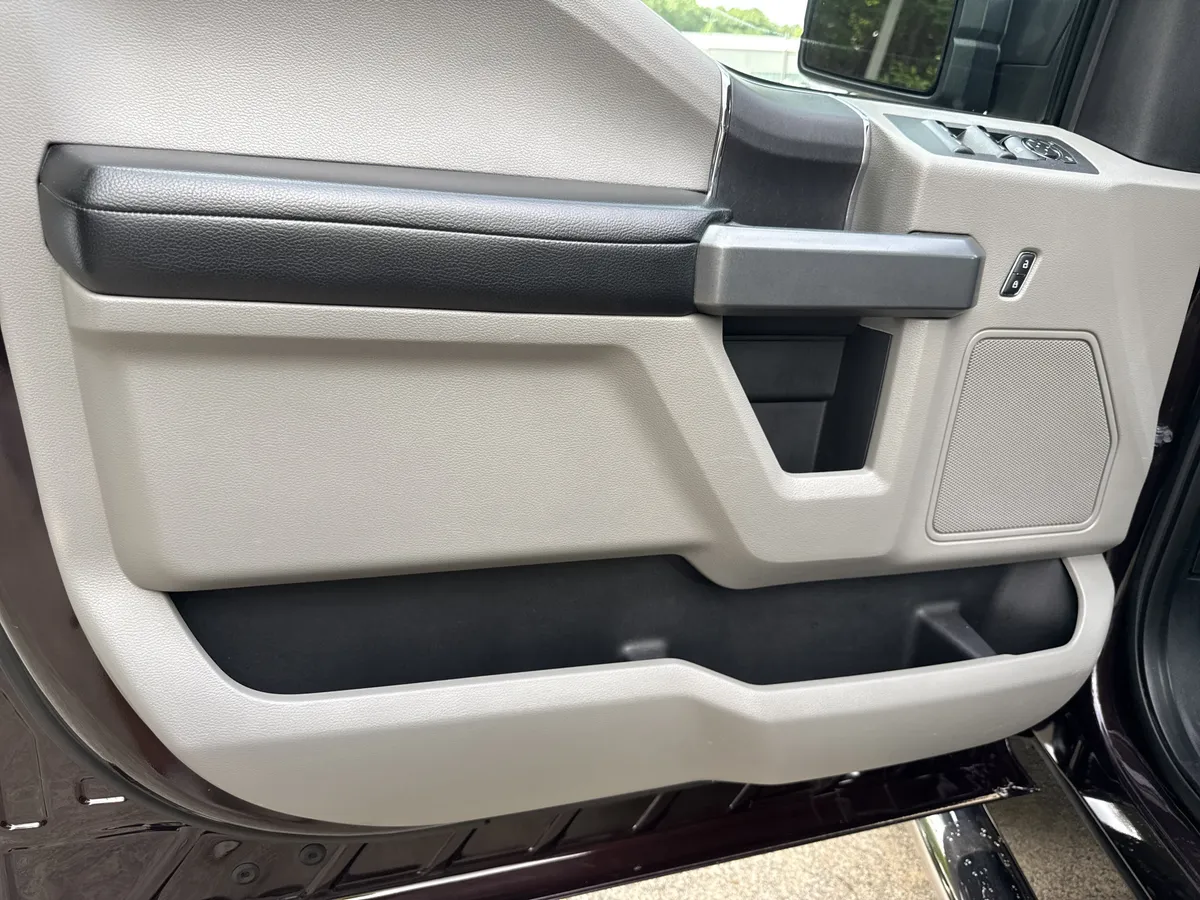 2018 Ford F-150 XLT thumbnail 10