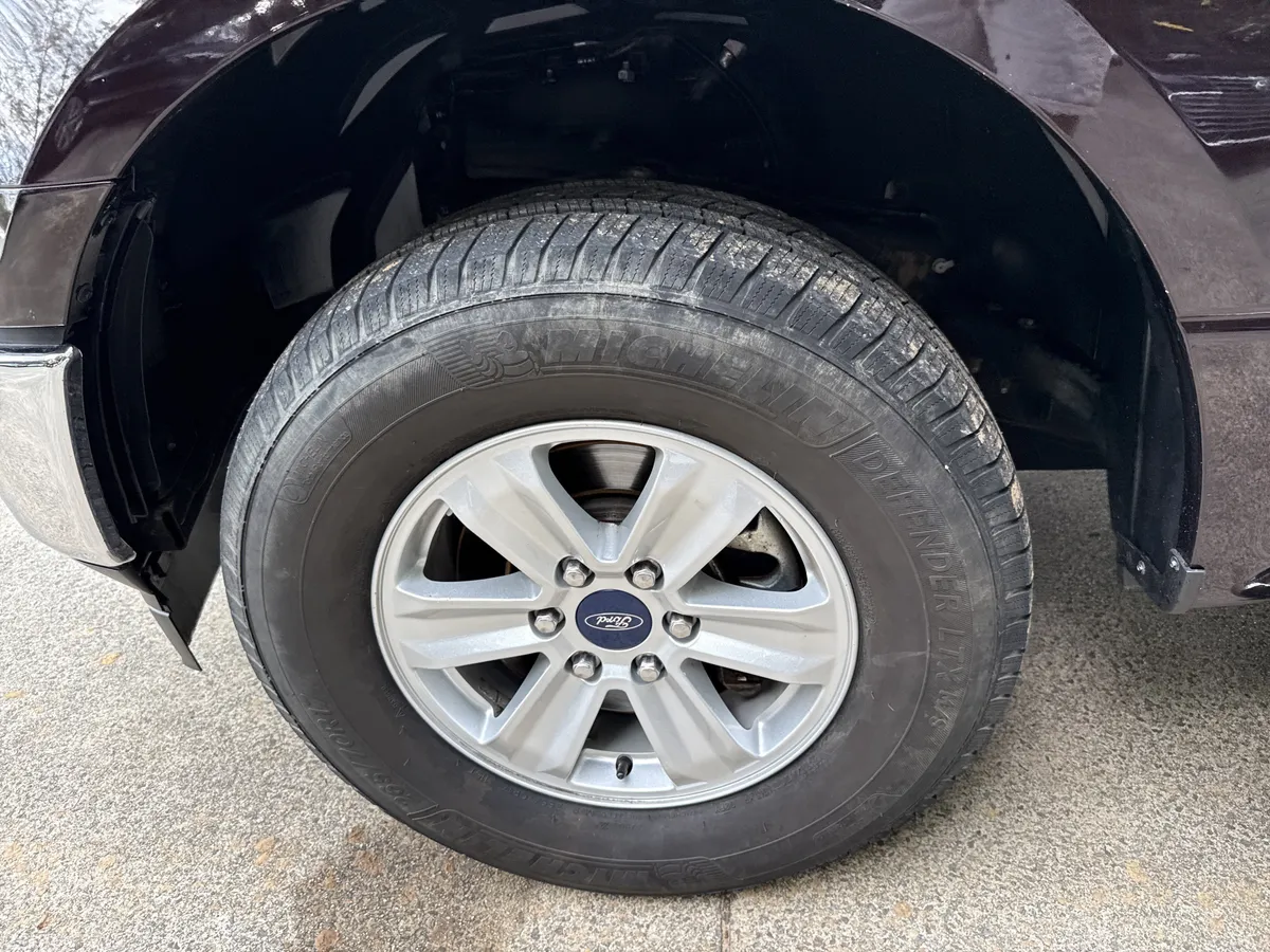 2018 Ford F-150 XLT thumbnail 11