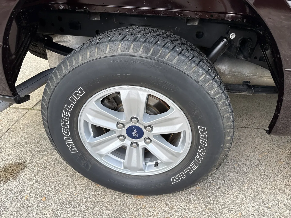2018 Ford F-150 XLT thumbnail 17