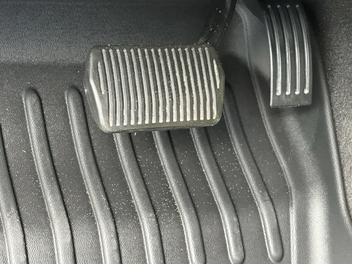 2018 Ford Focus Titanium thumbnail 14