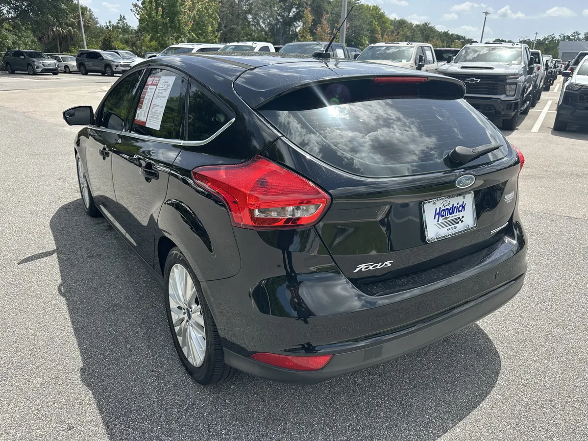 2018 Ford Focus Titanium thumbnail 6