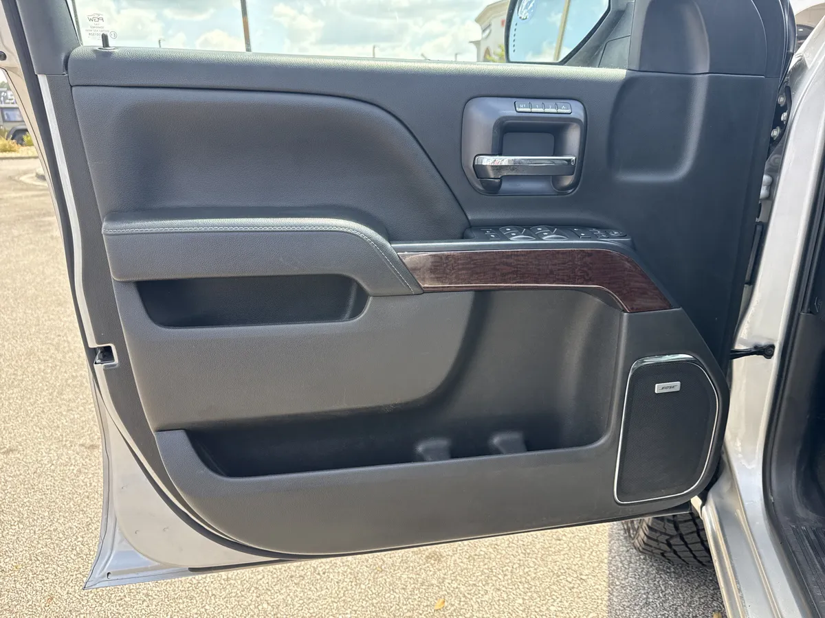 2018 GMC Sierra 1500 SLT thumbnail 10