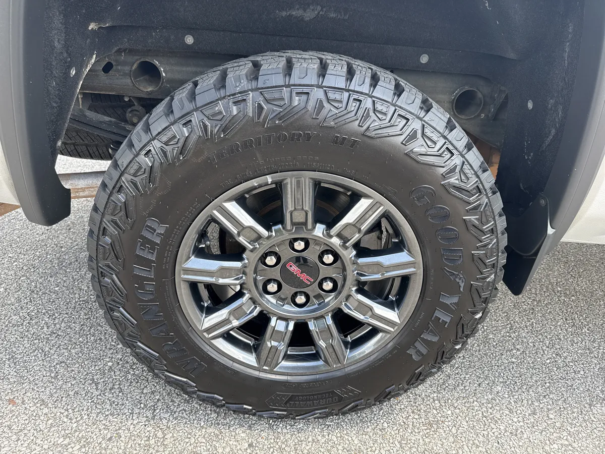 2018 GMC Sierra 1500 SLT thumbnail 17