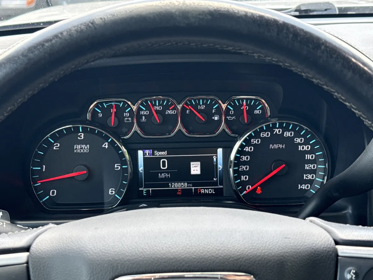 2018 GMC Sierra 1500 SLT thumbnail 26