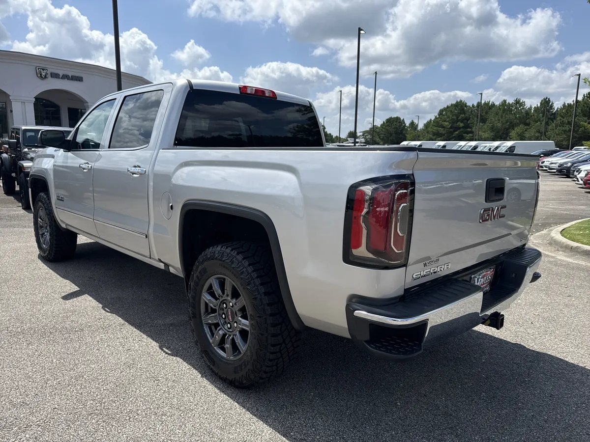 2018 GMC Sierra 1500 SLT thumbnail 5