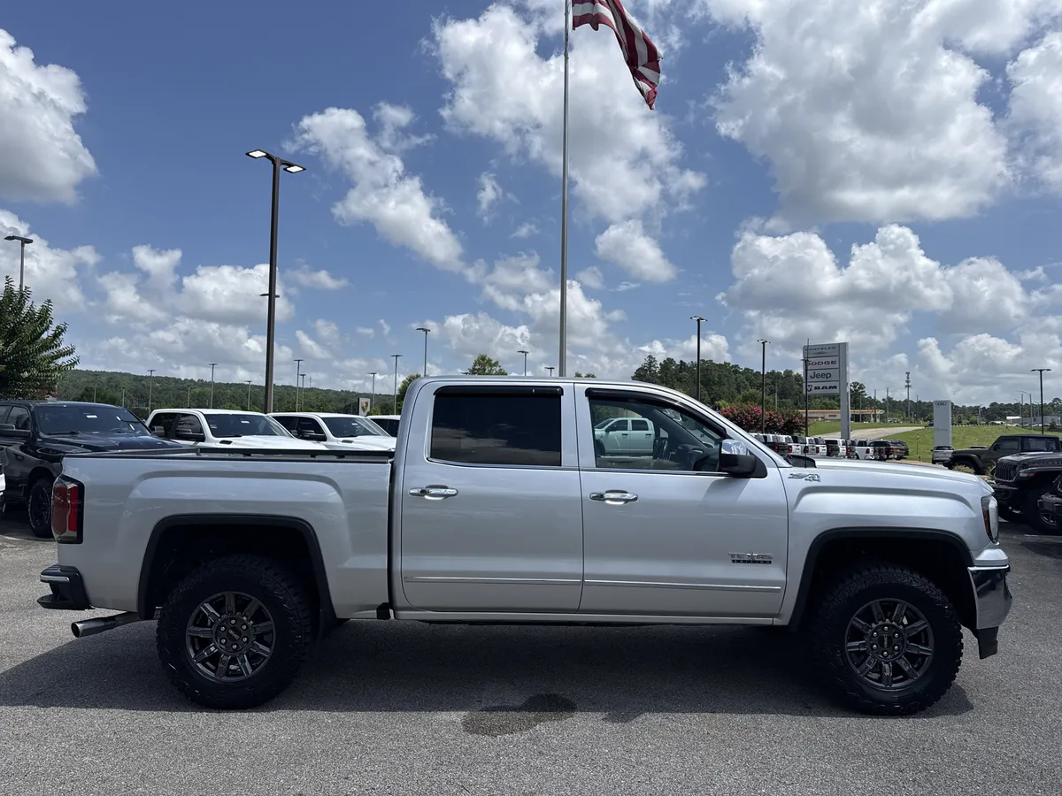 2018 GMC Sierra 1500 SLT thumbnail 8