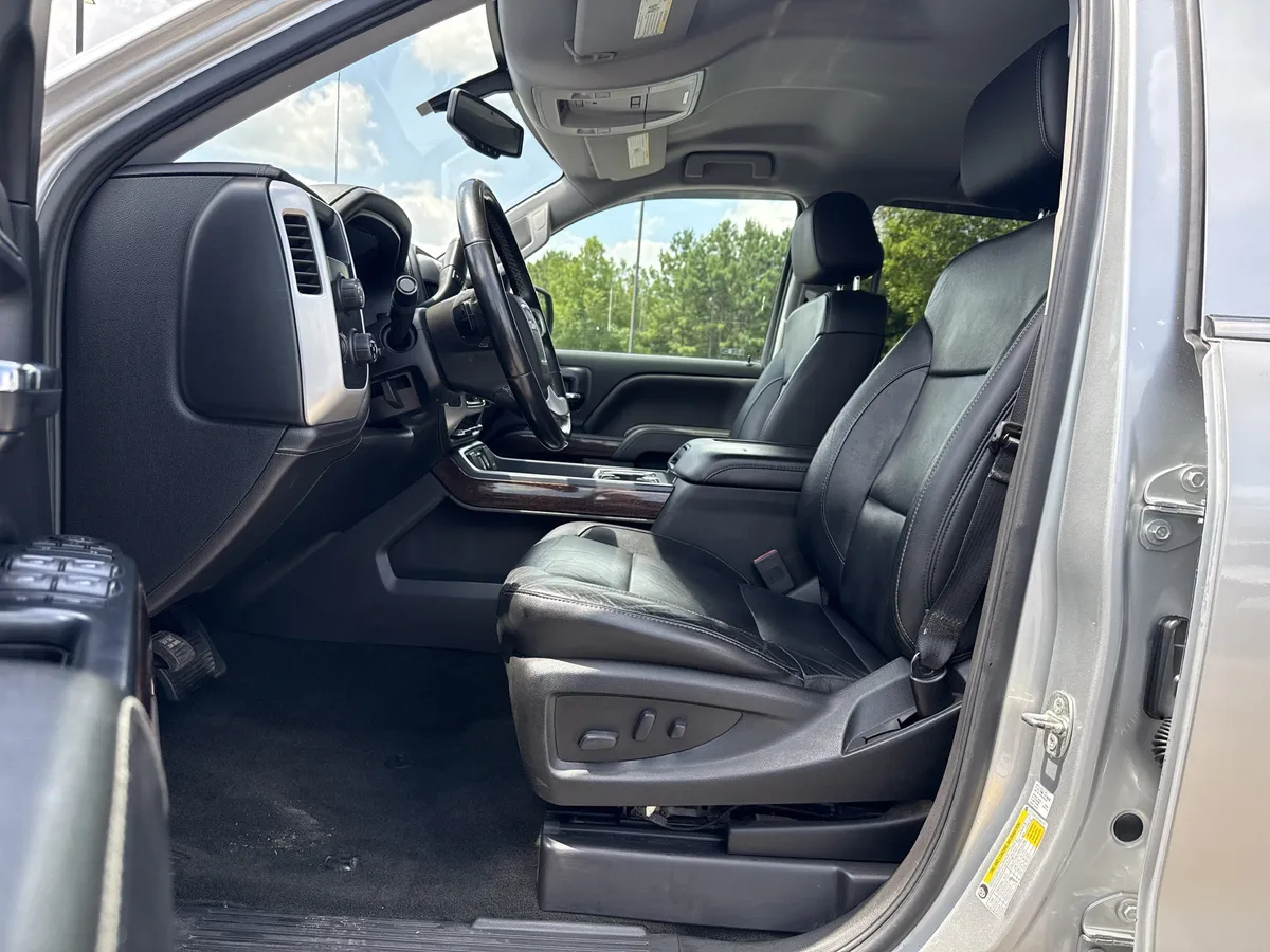 2018 GMC Sierra 1500 SLT thumbnail 9