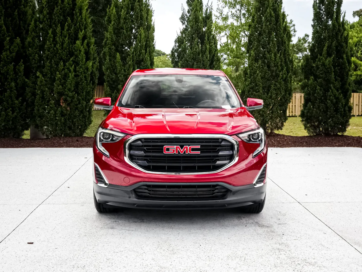 2018 GMC Terrain SLE thumbnail 2