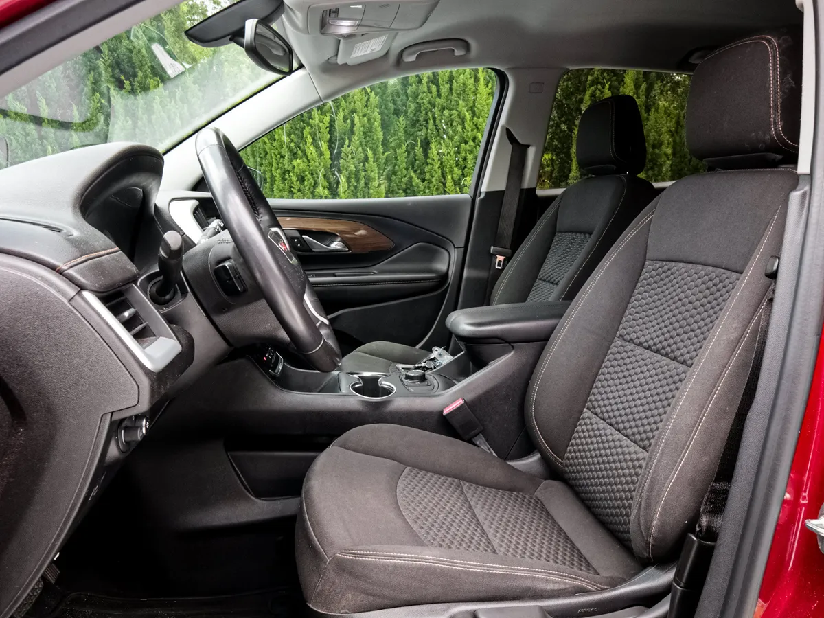 2018 GMC Terrain SLE thumbnail 6