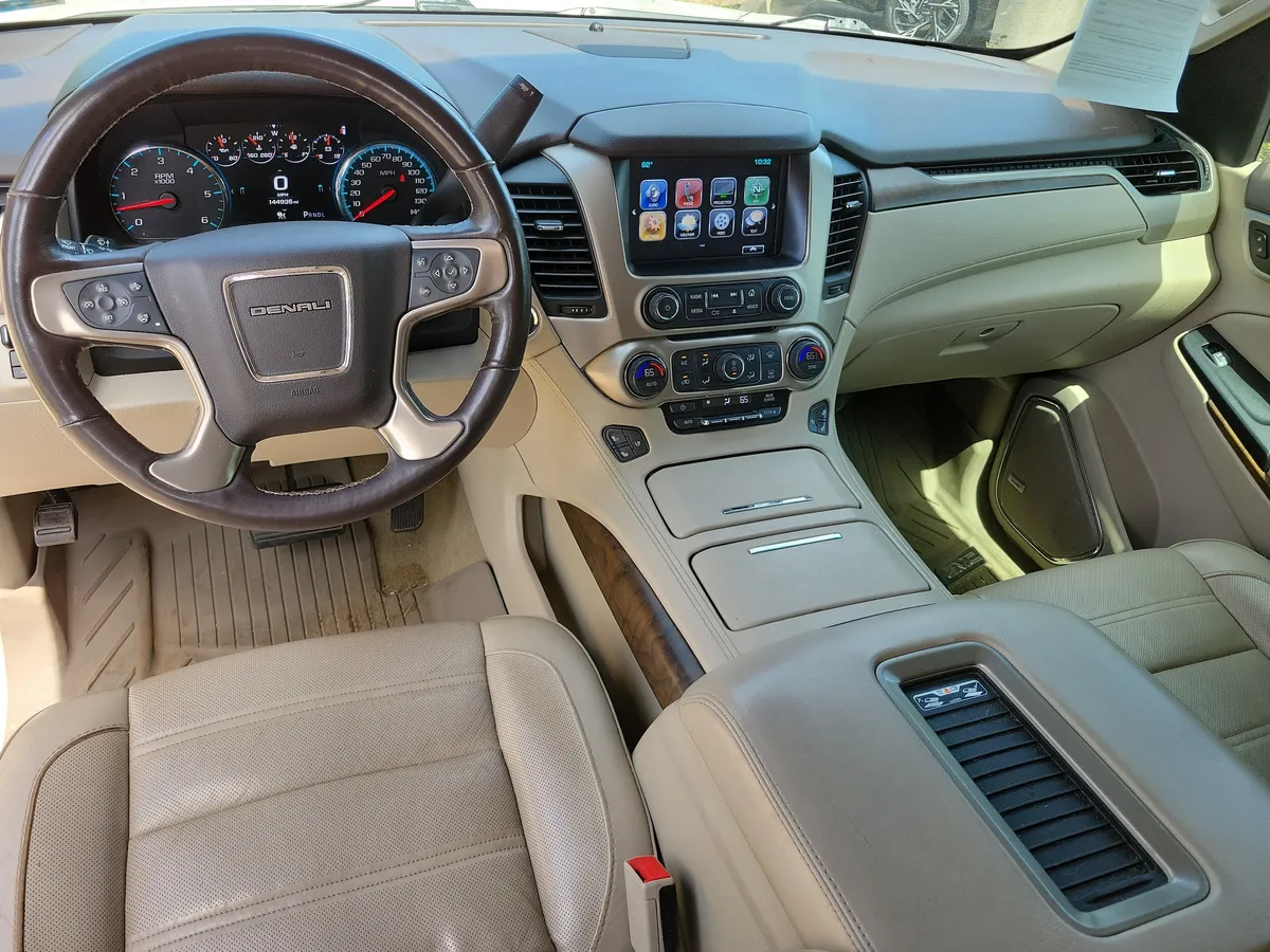 2018 GMC Yukon Denali thumbnail 14