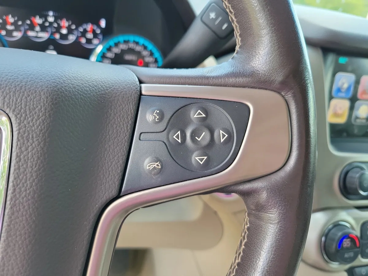 2018 GMC Yukon Denali thumbnail 27