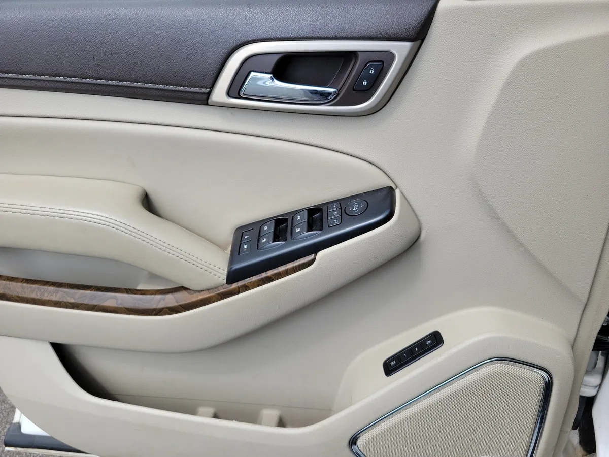2018 GMC Yukon Denali thumbnail 31