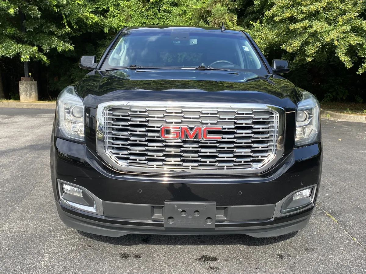 2018 GMC Yukon Denali thumbnail 2