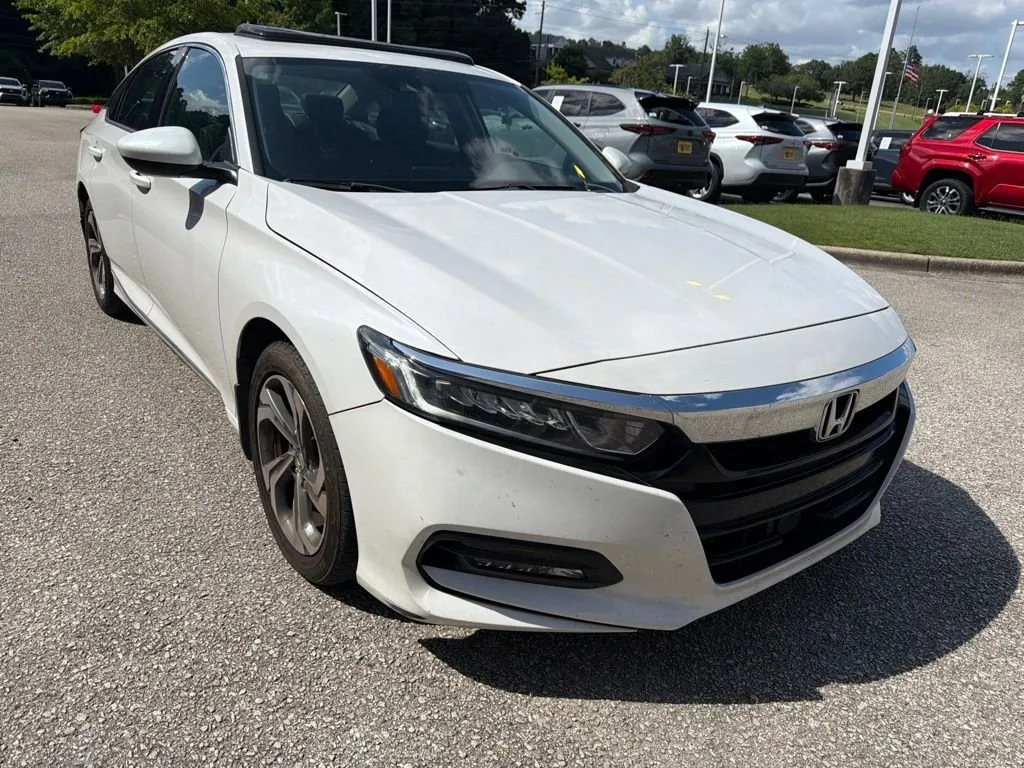 2018 Honda Accord EX thumbnail 4