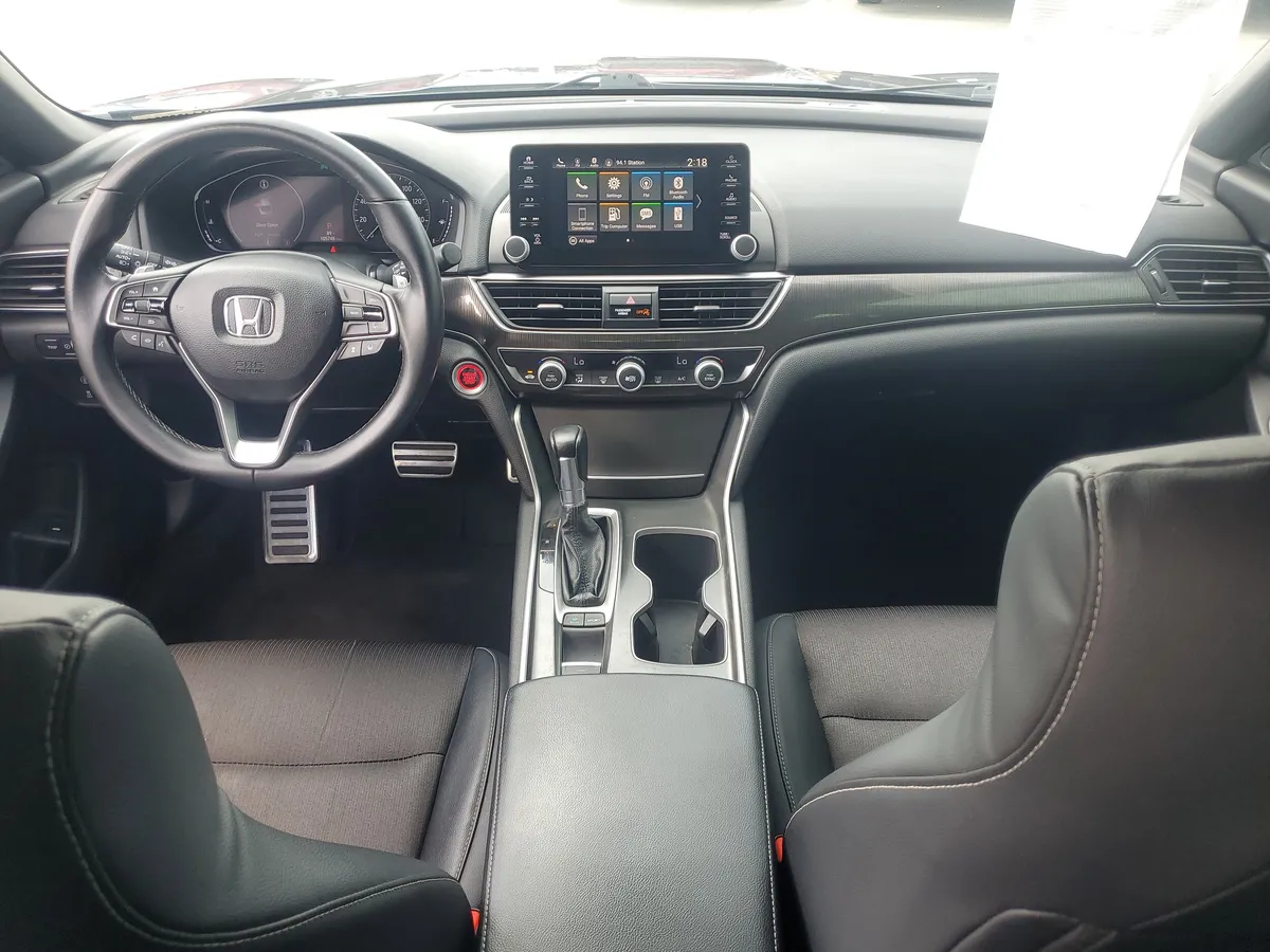 2018 Honda Accord Sedan Sport 1.5T thumbnail 17