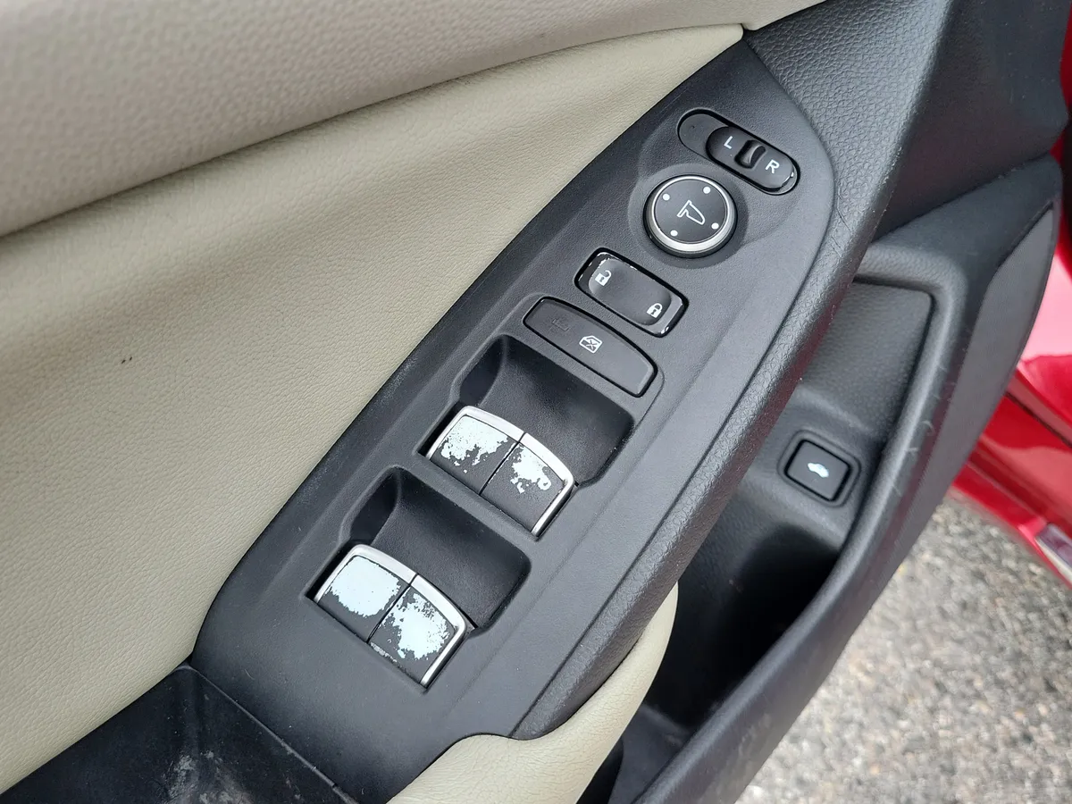 2018 Honda Accord Touring 1.5T thumbnail 14