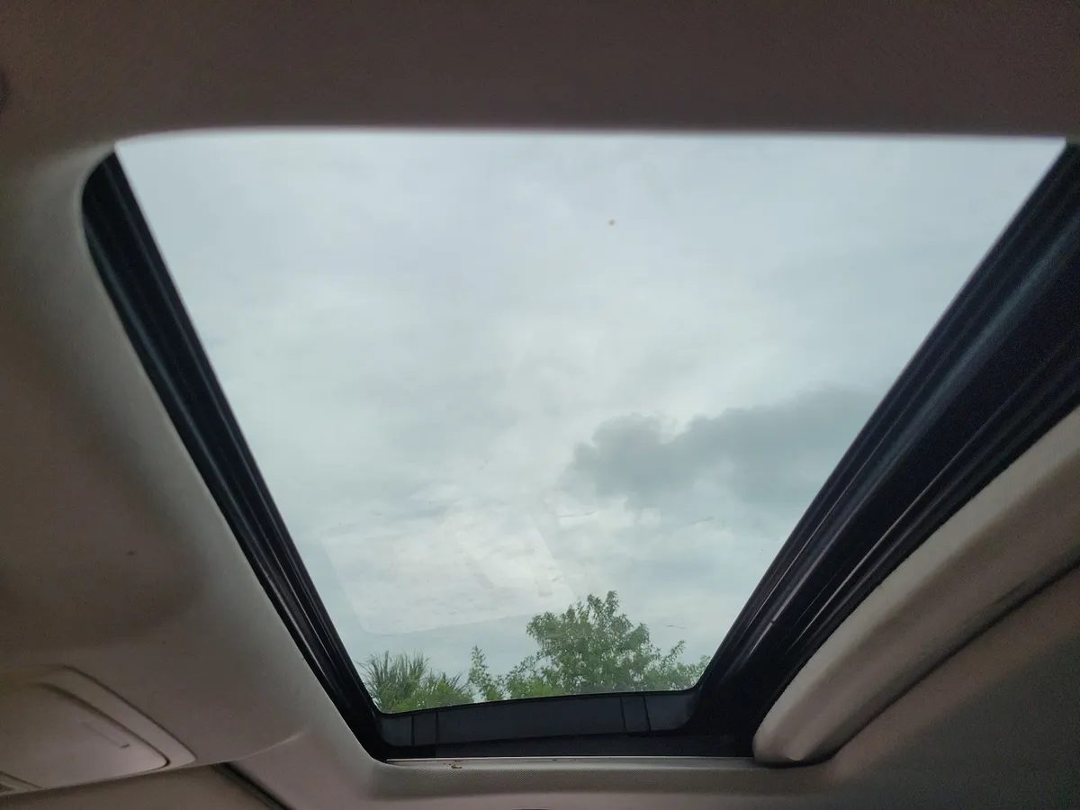 2018 Honda Accord Touring 1.5T thumbnail 26