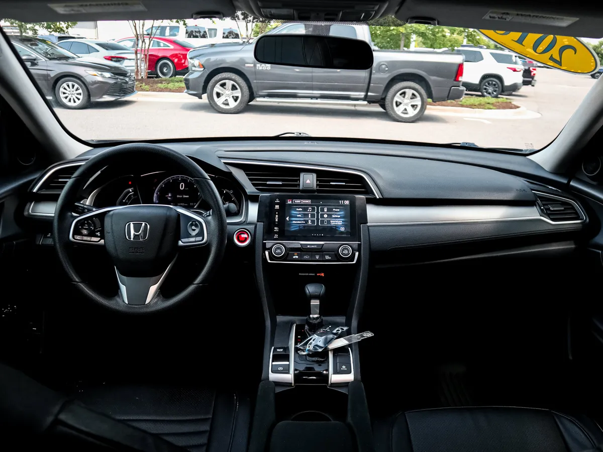 2018 Honda Civic EX thumbnail 27