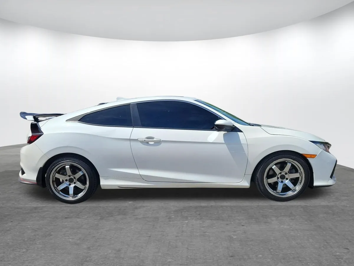 2018 Honda Civic Si thumbnail 2
