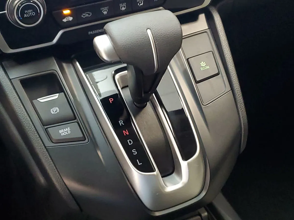 2018 Honda CR-V LX 2WD thumbnail 6