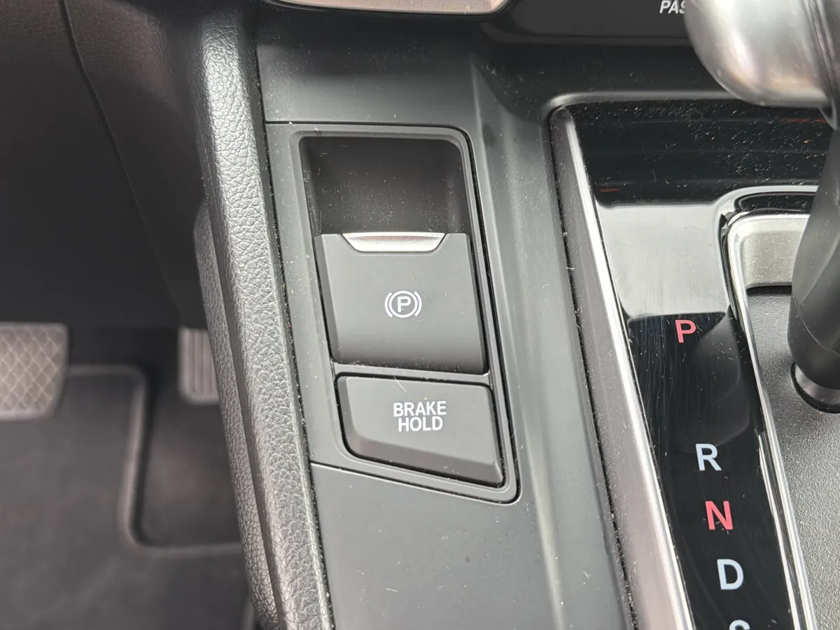 2018 Honda CR-V Touring thumbnail 10