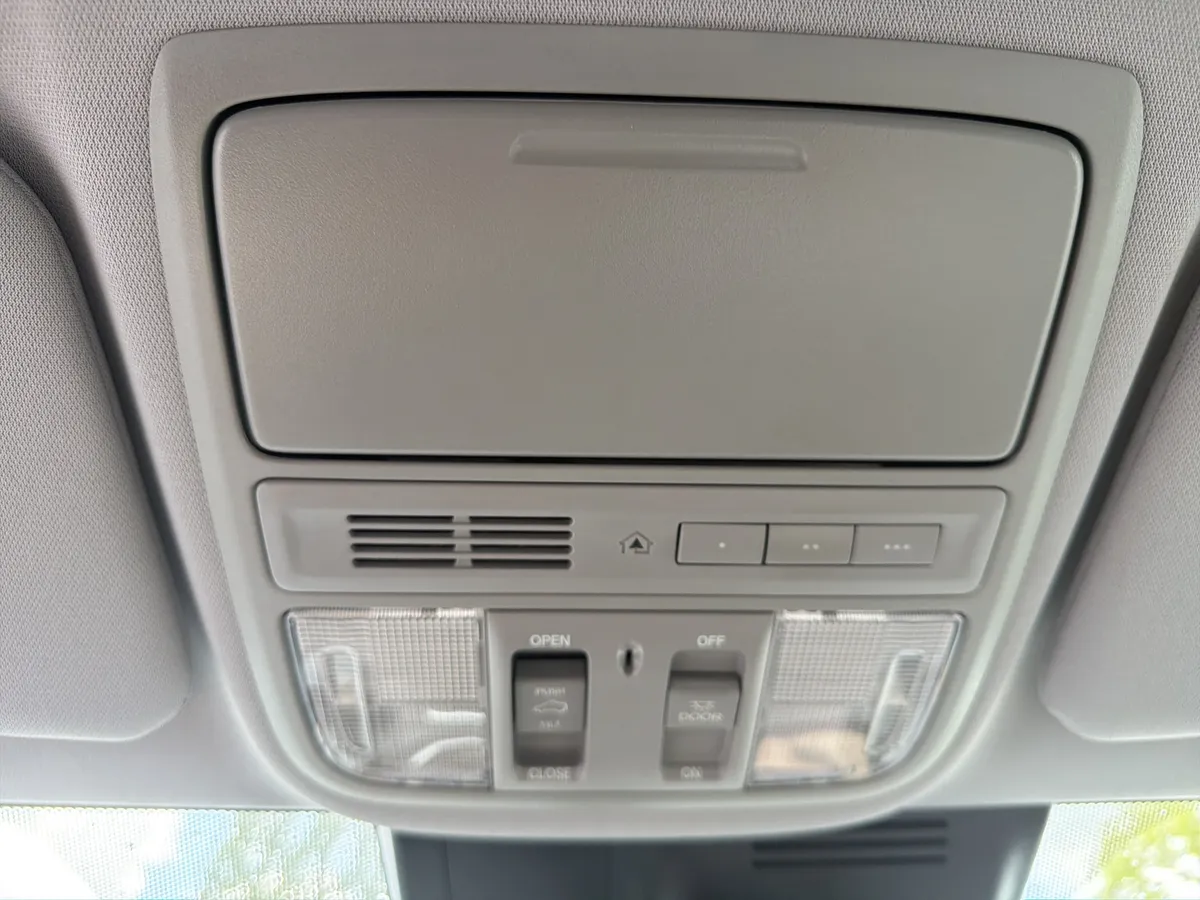 2018 Honda CR-V Touring thumbnail 19