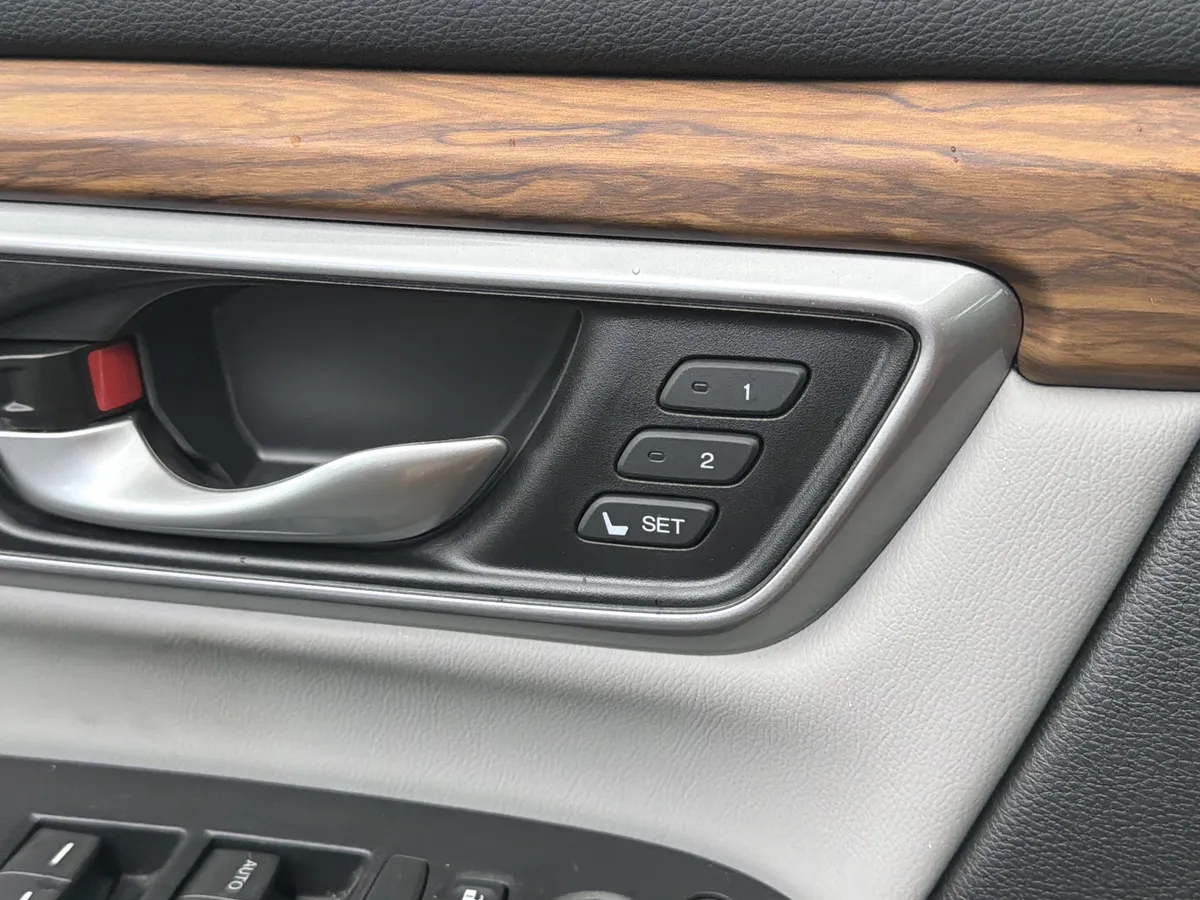 2018 Honda CR-V Touring thumbnail 21